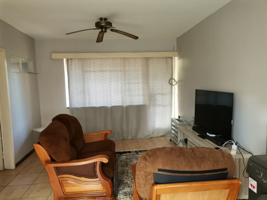 1 Bedroom Property for Sale in Navalsig Free State